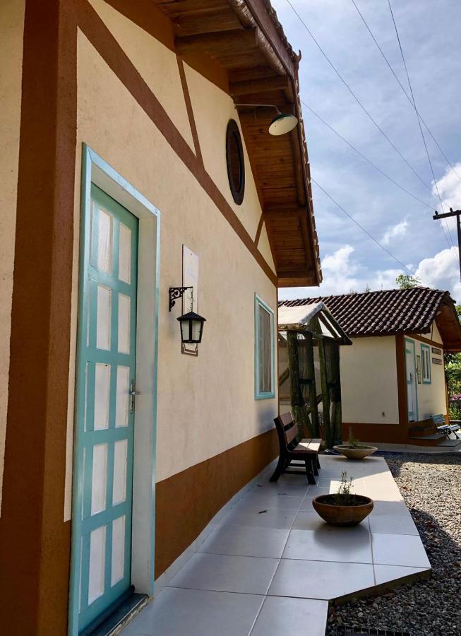 Sitio Dos Palmitos - Chale Palmeira Real โดมิงกอส มาร์ตินส์ ภายนอก รูปภาพ
